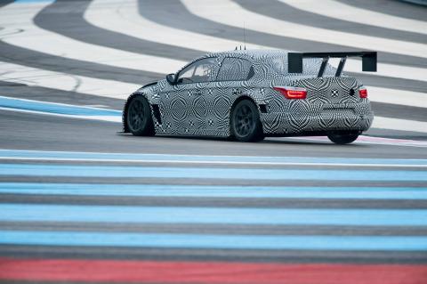 c-elysee_wtcc_2016_camouflage_pour_essais_0.jpg